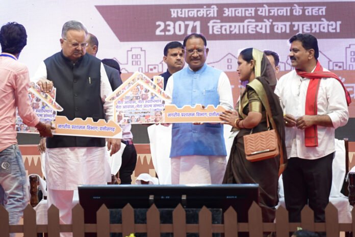 Chief-Minister-Vishnudev-Sai-and-Assembly-President-Raman-Singh