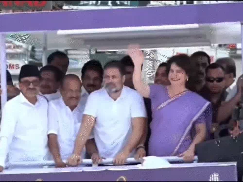 priyanka gandhi , rahul gandhi and other