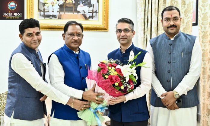 cm sai ke sath abhinav bindra