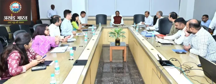 Chief Minister gave instructions to collectors and divisional commissioners कलेक्टर्स कांफ्रेंस