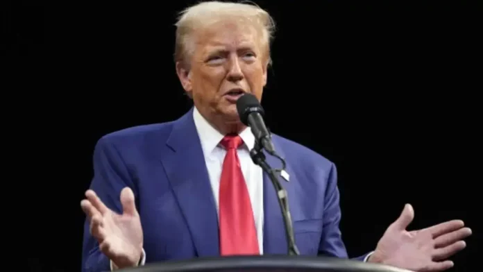 डोनाल्ड ट्रम्प