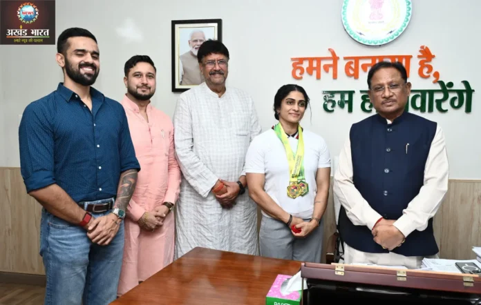 Nami Rai and others during the meeting with the Chief Minister Powerlifting Championships