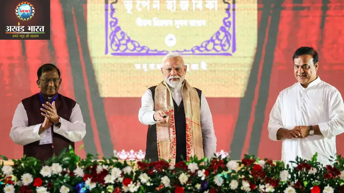 प्रधानमंत्री नरेंद्र मोदी