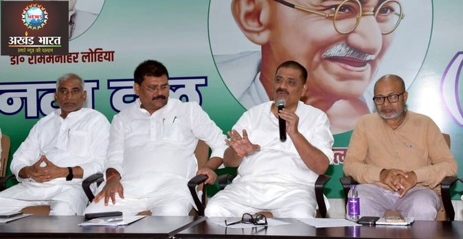 JDU Executive President Sanjay Jha with State President and other leaders बिहार विधानसभा चुनाव