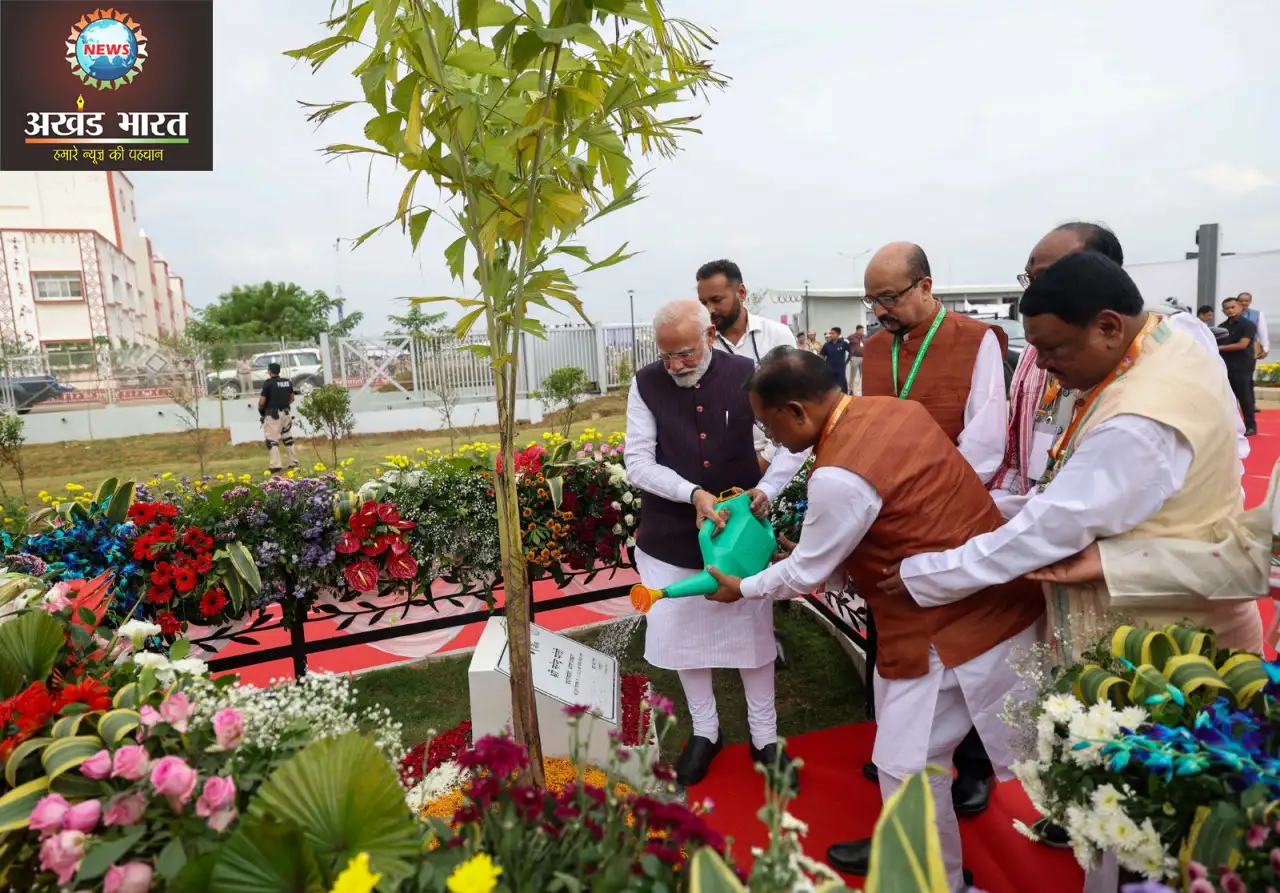 प्रधानमंत्री नरेंद्र मोदी