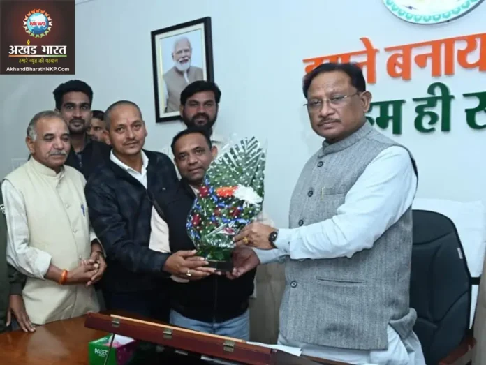 Courtesy meeting of the delegation of Kumbhar community with the Chief Minister मुख्यमंत्री विष्णुदेव साय