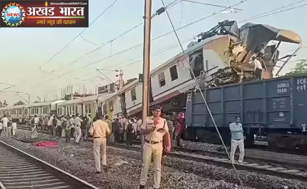 मेमू ट्रेन घटना