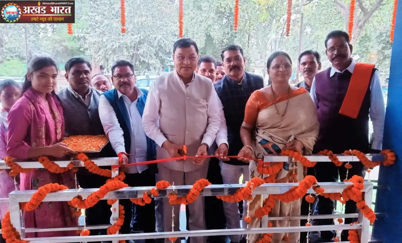  मंत्री लखनलाल देवांगन