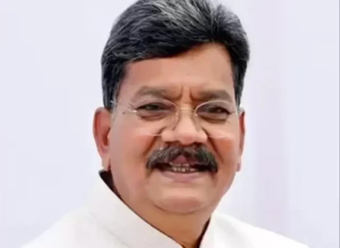 Leader of Opposition Dr. Charandas Mahant चरणदास महंत