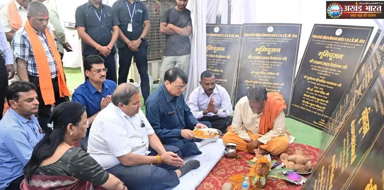 मंत्री लखनलाल देवांगन