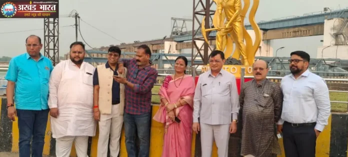 Industries Minister Dewangan unveiled the statue of Coleman मंत्री लखनलाल देवांगन