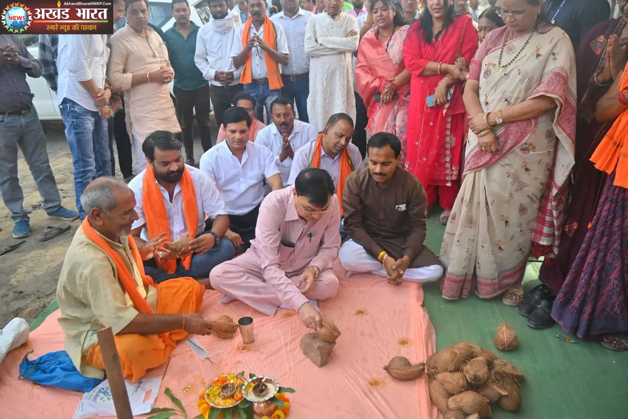 मंत्री लखनलाल देवांगन