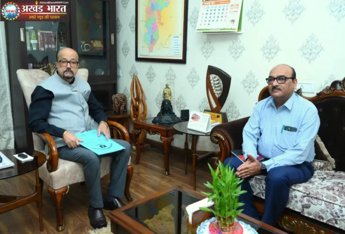 राज्यपाल रमेन डेका