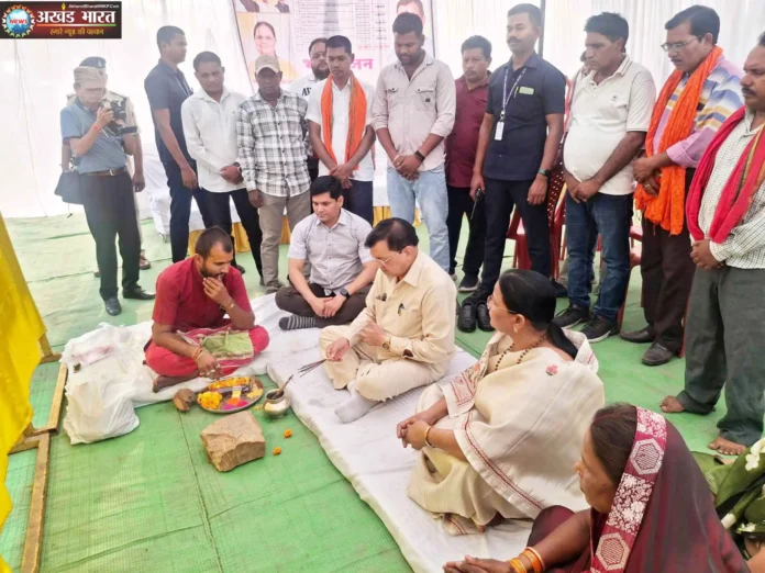 मंत्री लखनलाल देवांगन