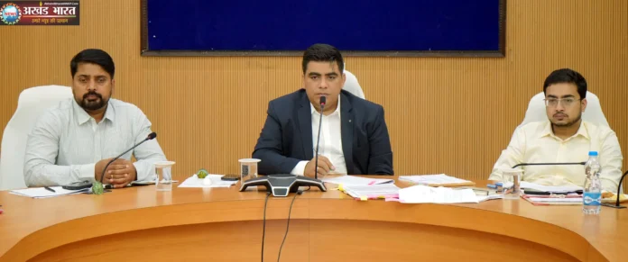 Elephant-affected victims should receive compensation on time कलेक्टर कुणाल दुदावत