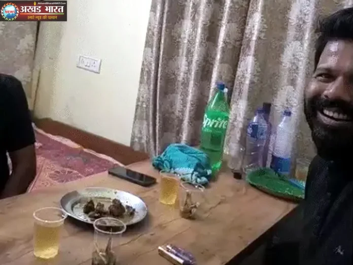 Liquor-chicken party during duty in government hospital सामुदायिक स्वास्थ्य केंद्र