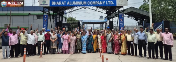 Retired employees toured the plant बालको