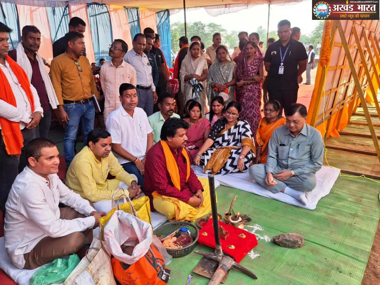 मंत्री लखनलाल देवांगन
