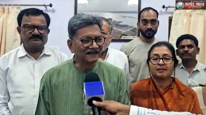 नेता प्रतिपक्ष चरणदास महंत