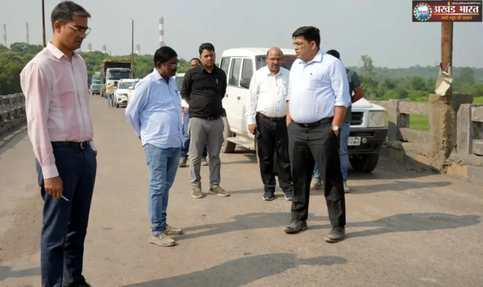The Collector inspected the roads and bridges कलेक्टर कुणाल दुदावत